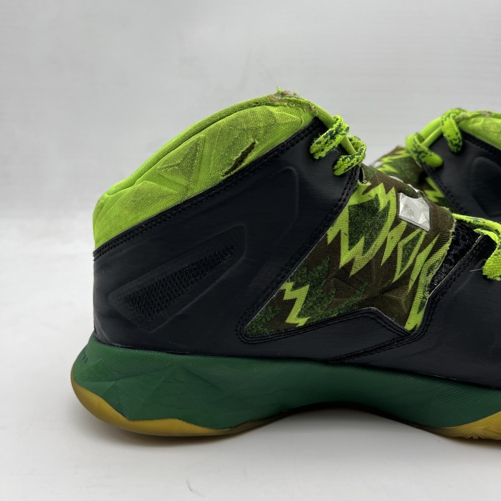 Mens Nike Zoom Soldier VII 7 Adult Size 10 Lebron James Black Green (609679-004) - Picture 16 of 16